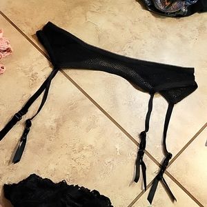 Fishnet Garter - Never Used - NWOT
